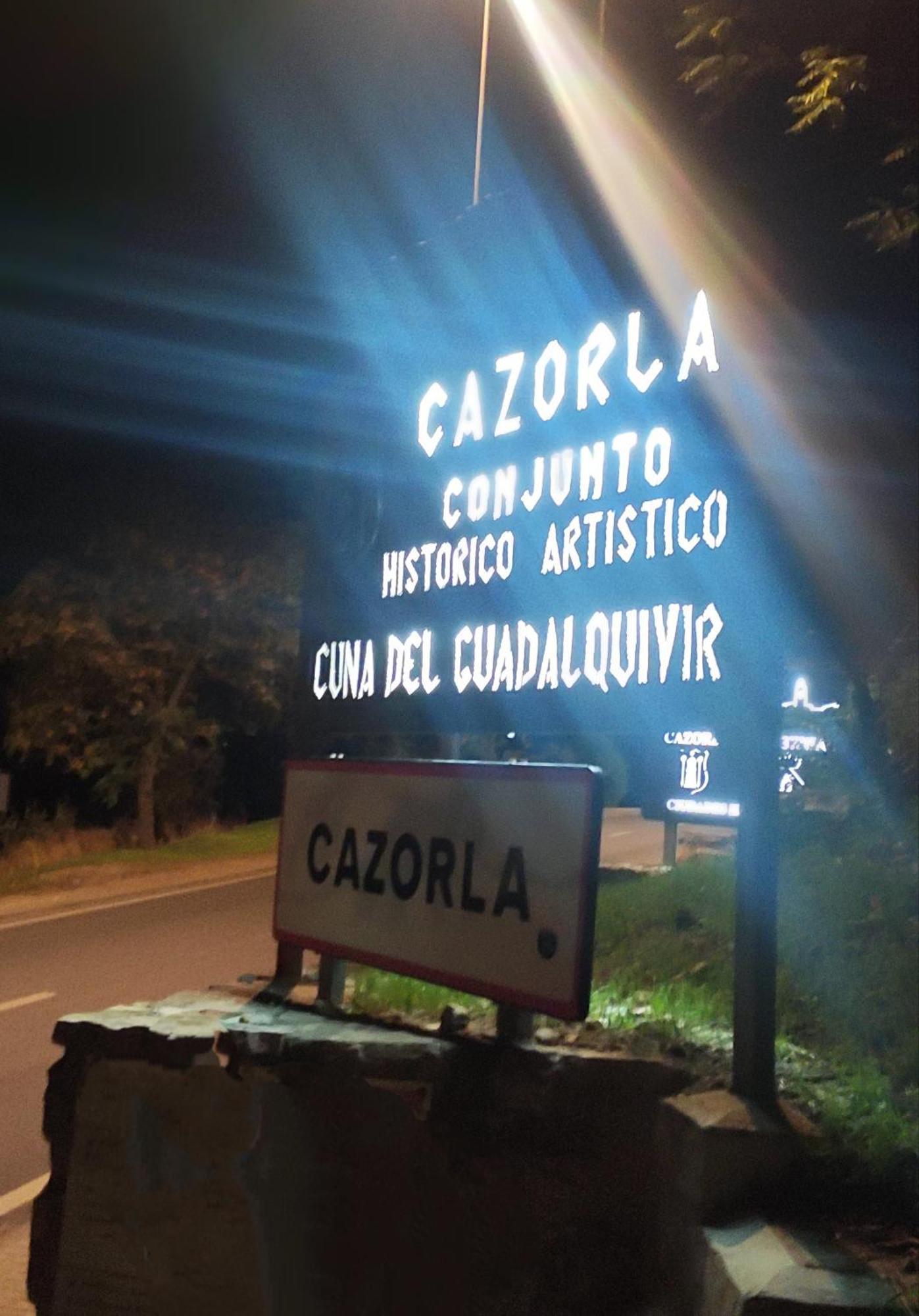 Alojamiento Yolanda Казорла Экстерьер фото